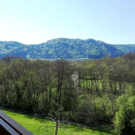 Apartment Monika Haus Kmb Seeappartement Direkt Am Ossiacher Mit Hallenbad Skiarena Gerlitzen *